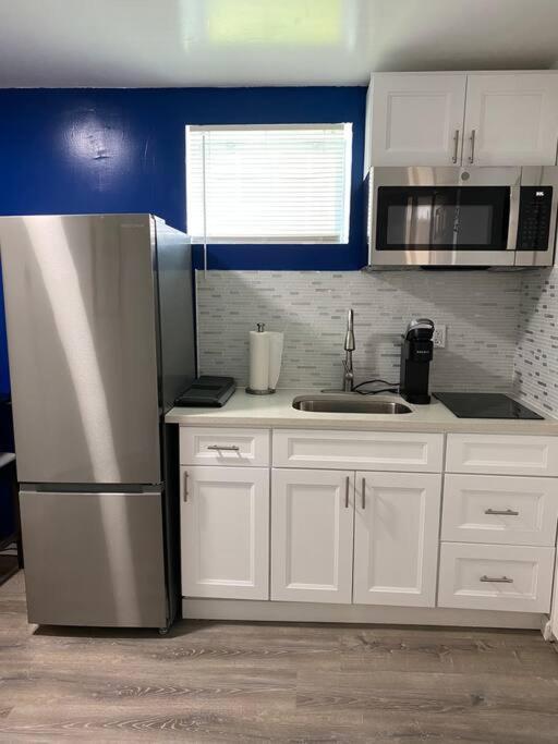 Apartment Marvelous Modern At Perfect Location