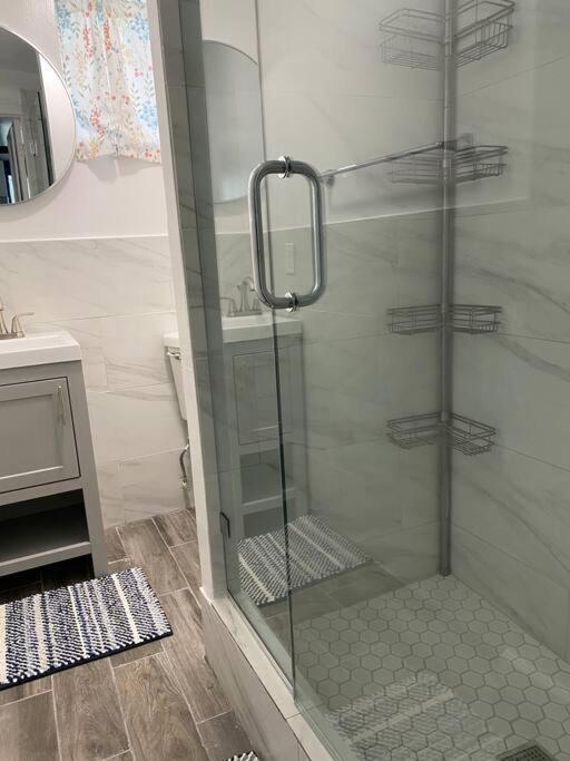 Apartment Marvelous Modern At Perfect Location